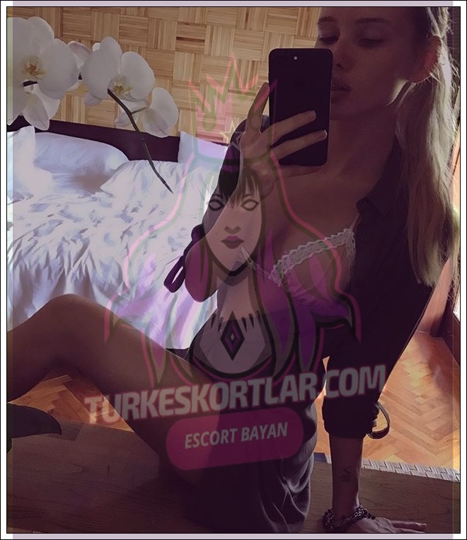 Beykoz Escort Bayan Sinem Pornocu Çıktı