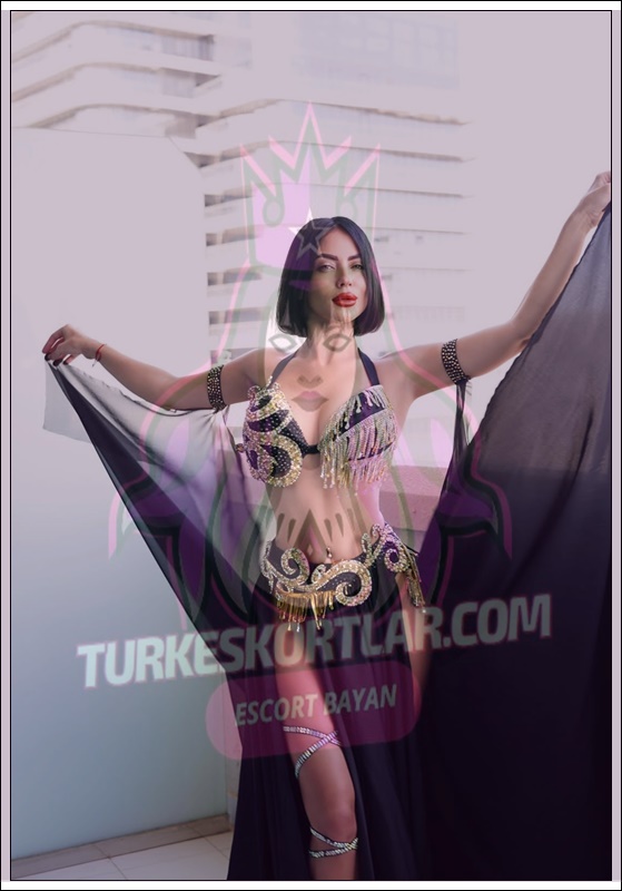 Güneşli Escort Bayan ile Swinger Görüşme