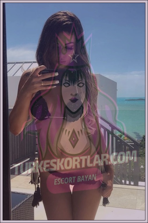 Şişli Escort Bayan ile Ateşli Saatler 