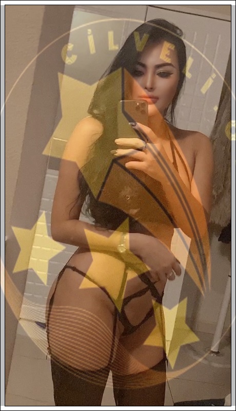 Zeytinburnu Escort Otele Geliyor